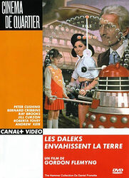 Cover image for Les Daleks Envahissent la Terre